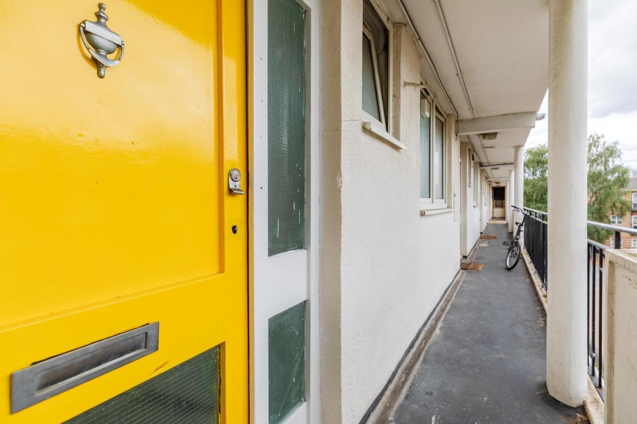 Cosy 3 Bed Flat Ideal For Trips To 런던 외부 사진