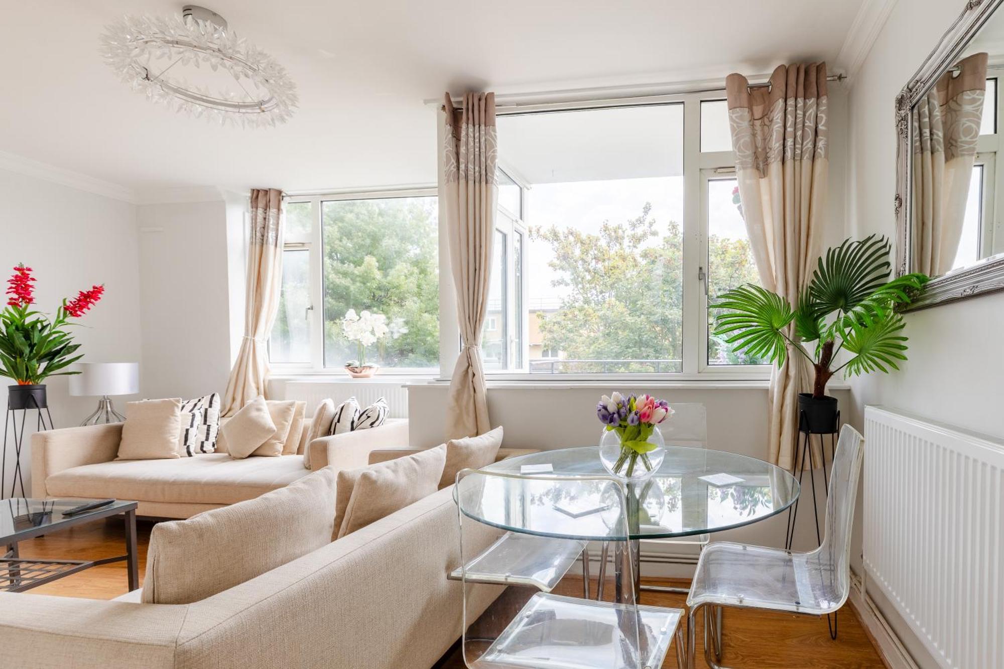 Cosy 3 Bed Flat Ideal For Trips To 런던 외부 사진