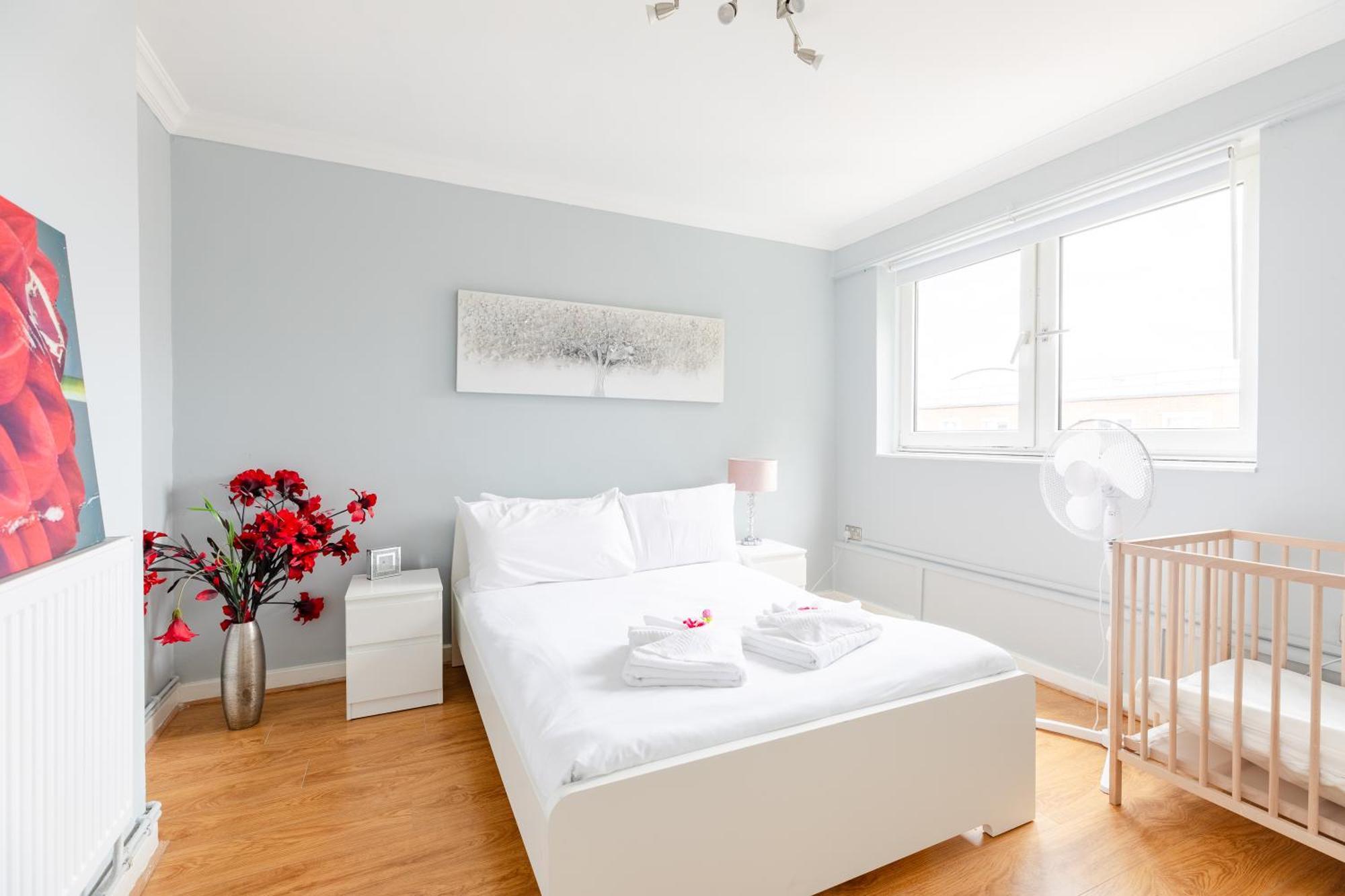 Cosy 3 Bed Flat Ideal For Trips To 런던 외부 사진