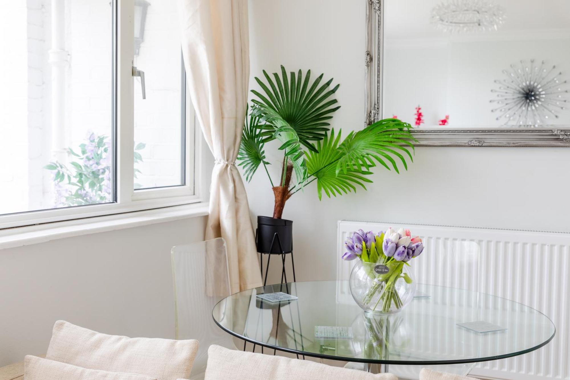 Cosy 3 Bed Flat Ideal For Trips To 런던 외부 사진