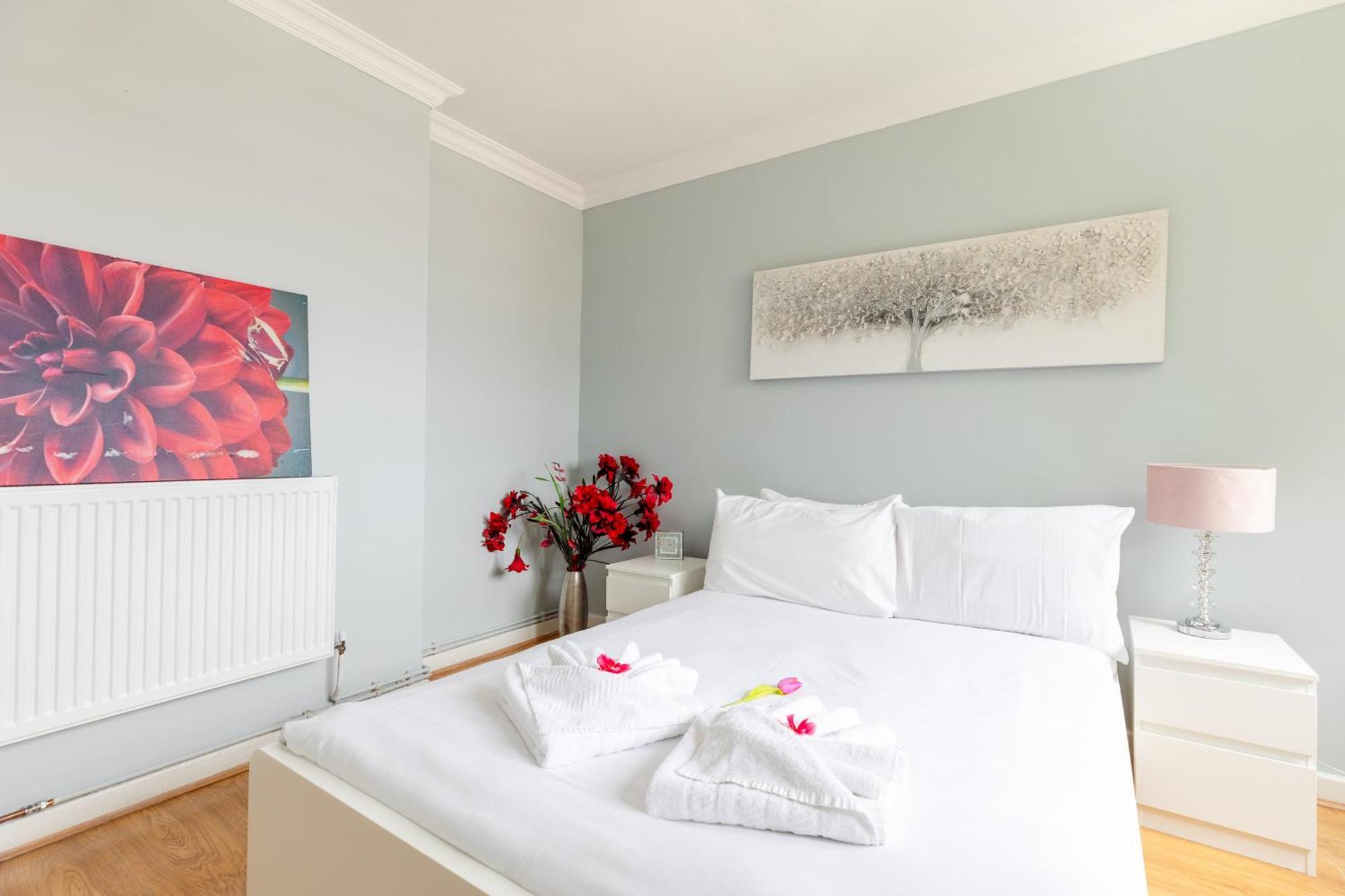 Cosy 3 Bed Flat Ideal For Trips To 런던 외부 사진