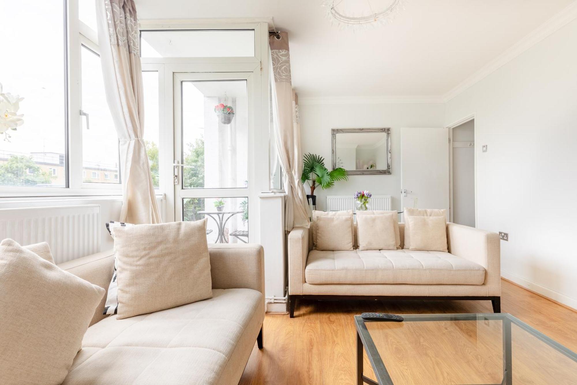 Cosy 3 Bed Flat Ideal For Trips To 런던 외부 사진