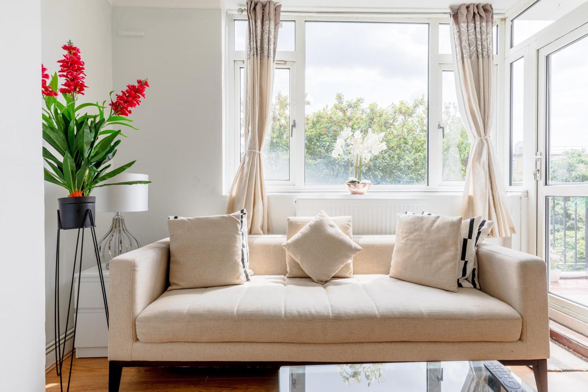 Cosy 3 Bed Flat Ideal For Trips To 런던 외부 사진